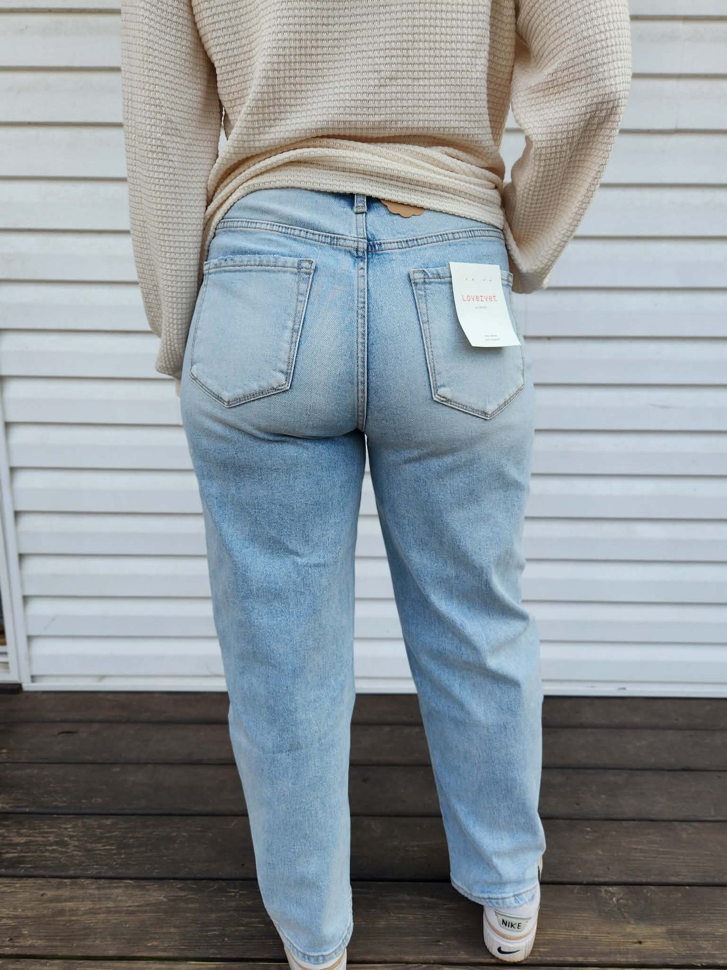 90's Mom Barrel Jean