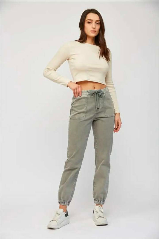 High Rise Jogger Crop